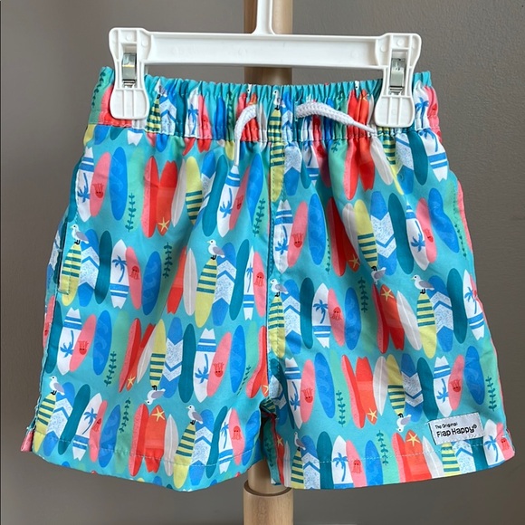 Flap Happy Green and Red Surfboard Print Shorts Size 3T - Picture 1 of 4